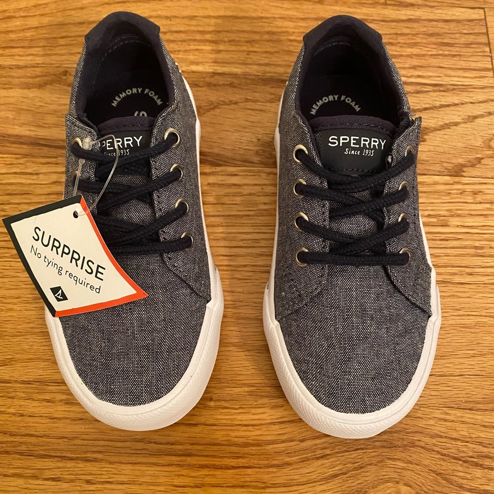 Toddler Sperry Sneakers - size 9M- - new with tags